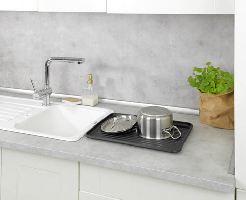 Geschirrabtropfer Amy mit Flaschenhalter