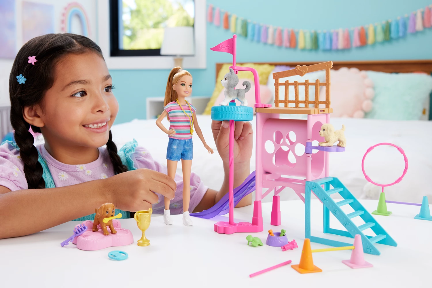 Barbie Stacey Welpen Spielplatz