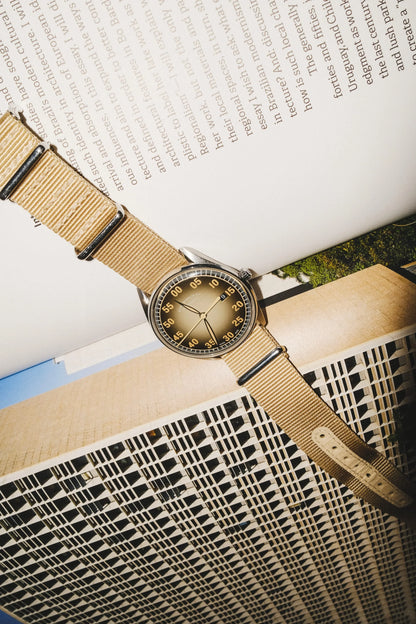  Elka Watch - Beige Nato Strap - Timeless Elegance ⌚ X09-0901