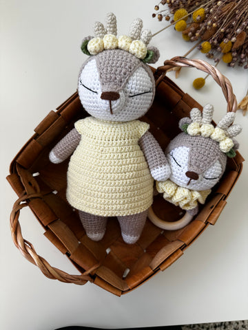 Deer knitted toy and rattle