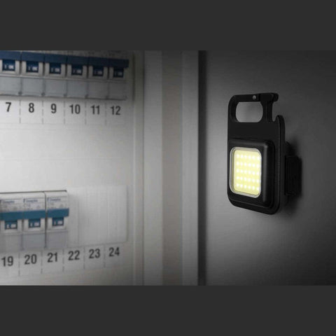 Metmaxx LED-Taschenlampe – USB, Wasserdicht & Robust