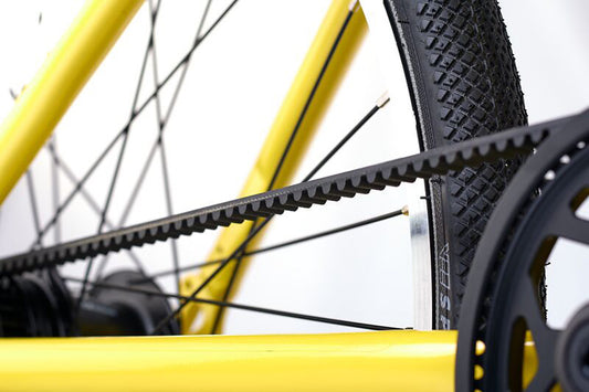 ACADEMY | Kindervelo 24" | Grade 5 Belt | gelb