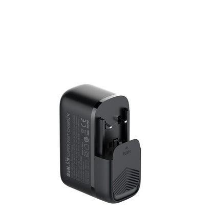 3-in-1 Turbo Charger 65W – 2x USB-C & 1x USB, Inkl. UK/EU/US Aufsätze