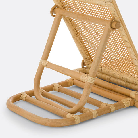 Rattan Strandstuhl – mit Kopfstütze, wetterfest, leicht & ergonomisch