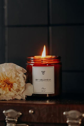 By Velcheva Duftkerze Fleur – 160 ml, Bergamotte, Pfingstrose & Jasmin