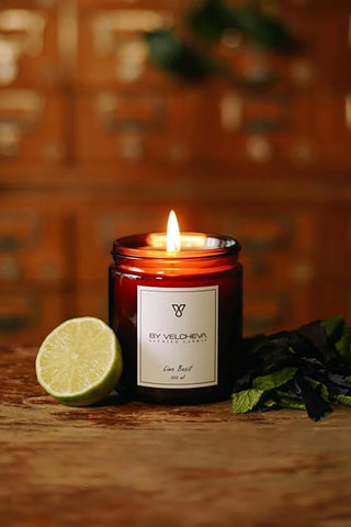 By Velcheva Duftkerze Lime Basil – 160 ml, Limette, Basilikum & Thymian