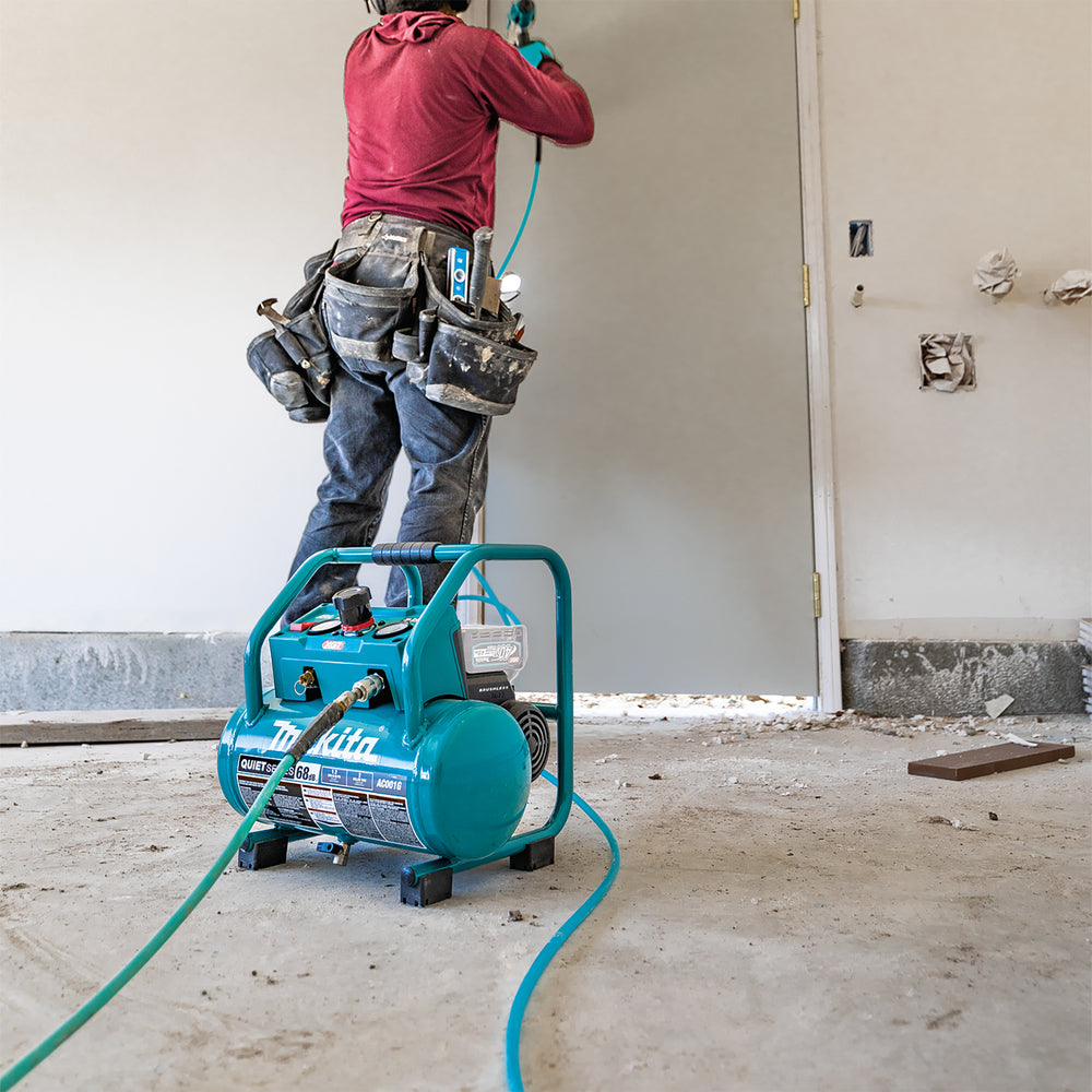 
          Akku-Kompressor XGT ®
          AC001GZ
        