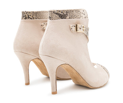 Magnet Essence Tanzschuhe in Beige Wildleder