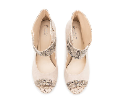 Magnet Essence Tanzschuhe in Beige Wildleder