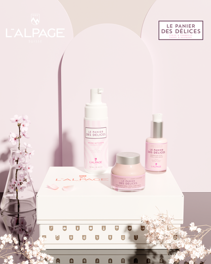 Set eller Gaveeske TRIO Krem Pleie Total + Serum Pleie Total + Rensemousse LE PANIER DES Délices