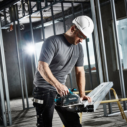 
          Akku-Metall-Kreissäge LXT ®
          DCS553RTJ
        