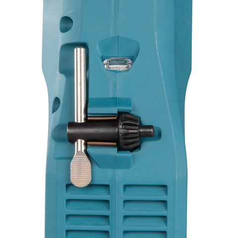 
          Akku-Winkelbohrmaschine LXT ®
          DDA460ZK
        