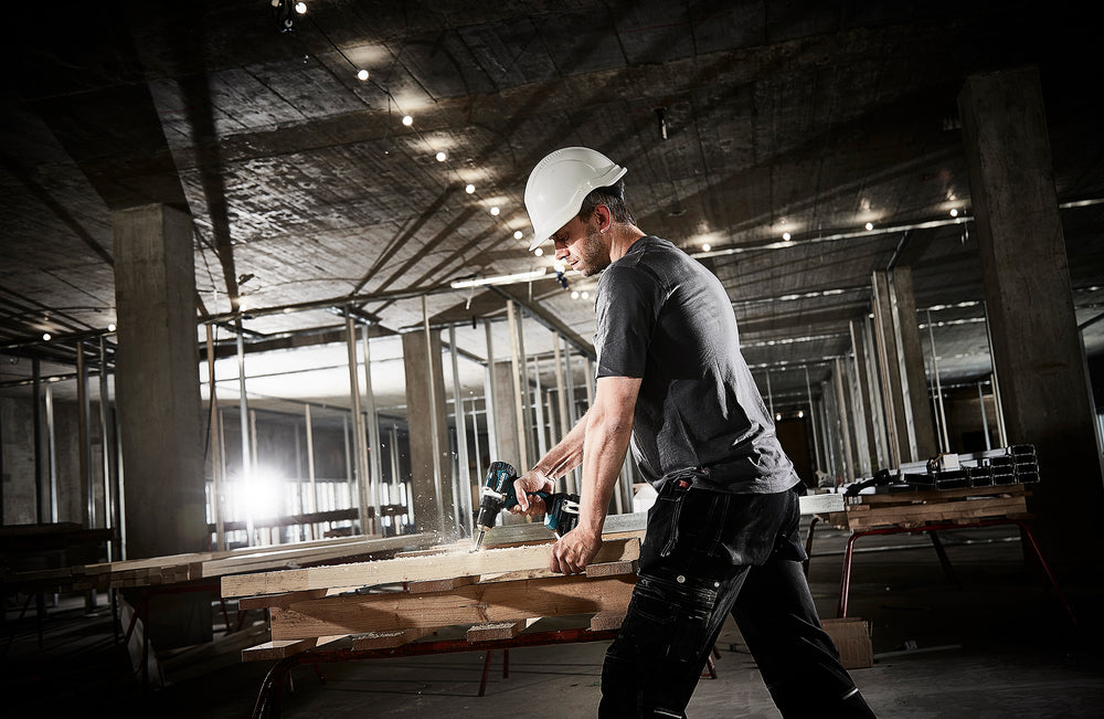 
          Akku-Bohrschrauber LXT ®
          DDF484RTJ
        