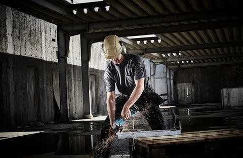 
          Akku-Winkelschleifer LXT ®
          DGA506ZJ
        