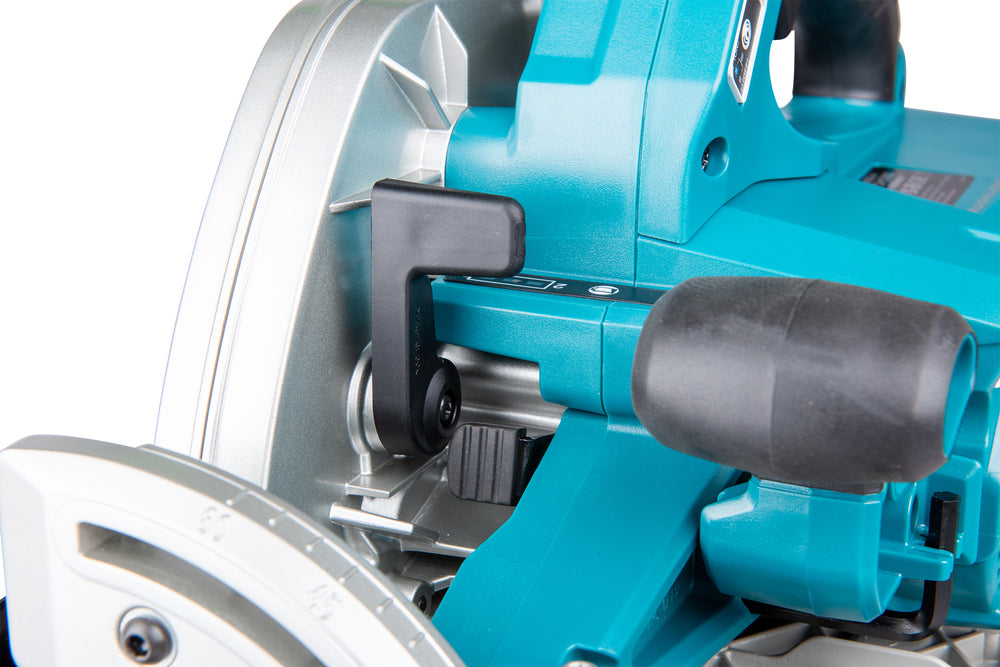 
          Akku-Handkreissäge LXT ®
          DHS900ZU
        