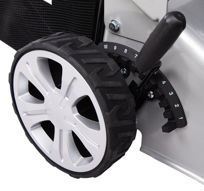 
          Akku-Rasenmäher LXT ® 46 cm
          DLM463Z
        