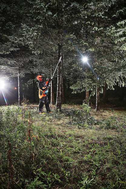 
          Akku-CombiExpress LXT ®
          DUX60ZM4
        