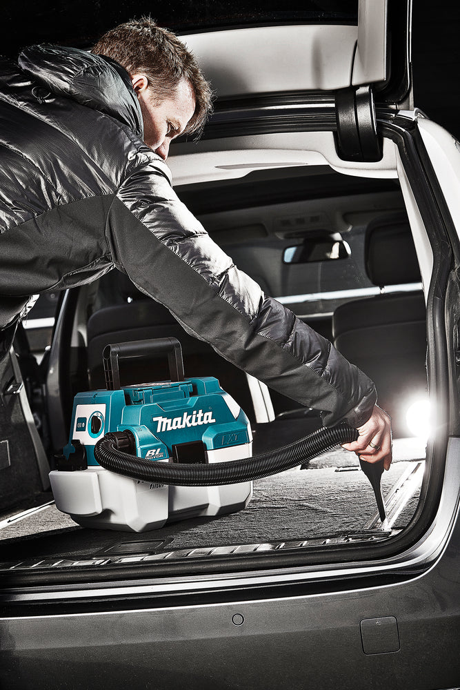 
          Staubsauger / Blasgerät LXT ®
          DVC750LZX1
        