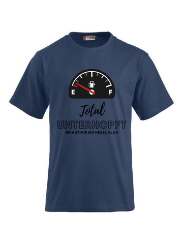 T-Shirts bedrucken mit Spruch - Total unterhopft bringt mir ein neues Glas
