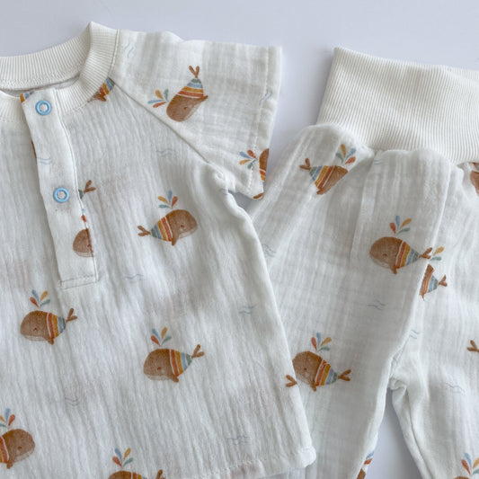 Ensemble avec des baleines