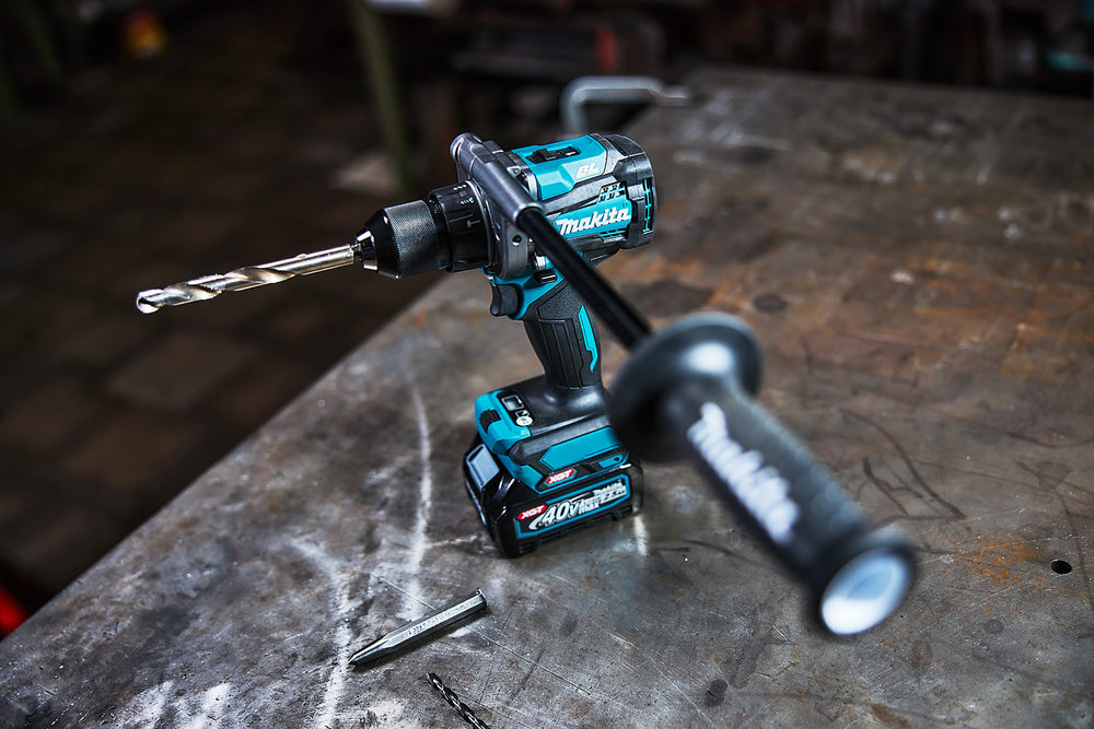 
          Akku-Schlagbohrschrauber XGT ®
          HP001GZ
        