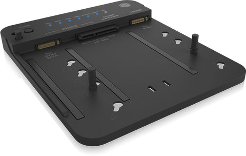 ICY BOX Docking- & Clonestation IB-2913MCL-C31 M.2 & 2.5 & 3.5 to M.2 NVMe