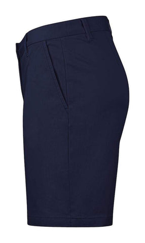 Moderne, gut sitzende Shorts- Carson Woman