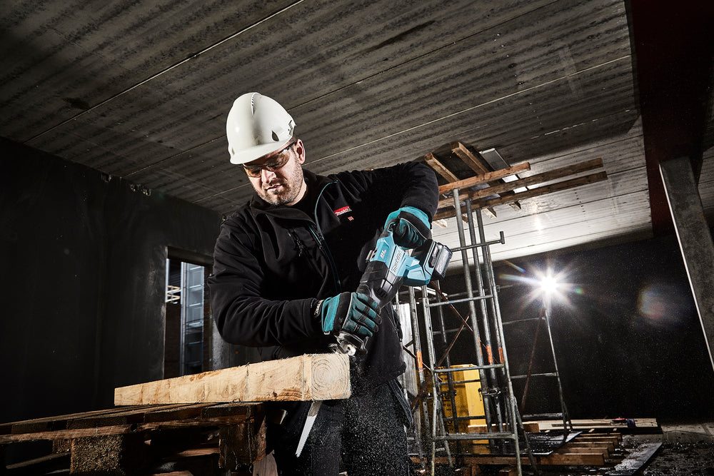 
          Akku-Säbelsäge XGT ®
          JR001GM201
        