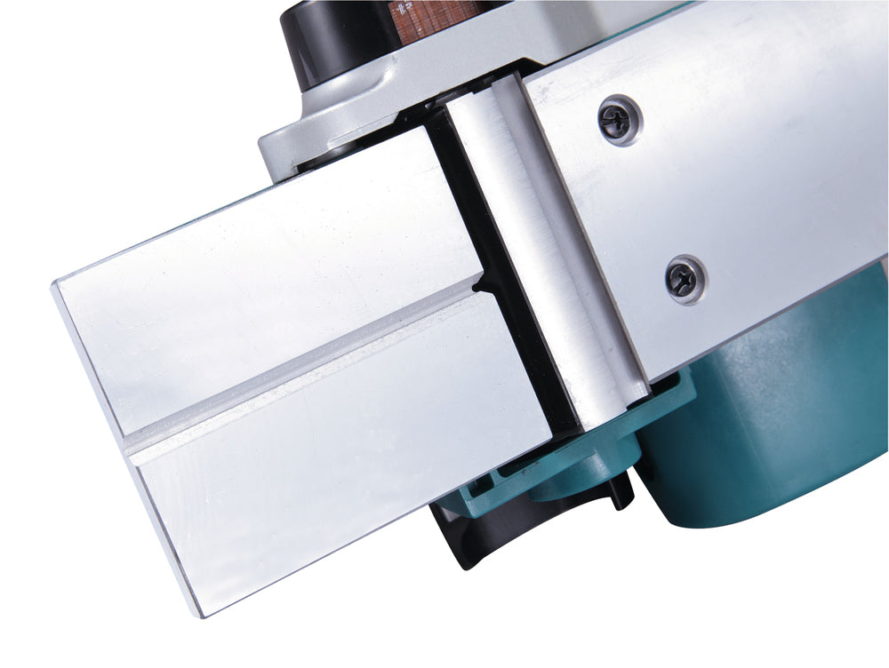 
          Elektrischer Einhand-Hobel • 620 W
          KP0800J
        