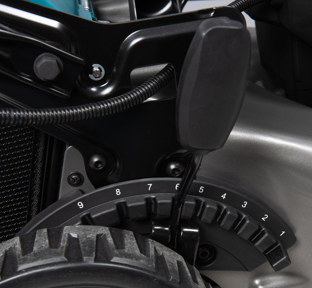 
          Akku-Rasenmäher XGT ® 53 cm
          LM002GZ
        