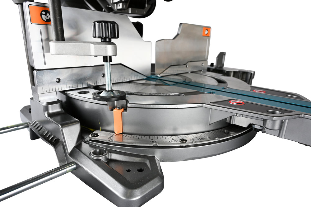 
          Akku-Kapp- und Gehrungssäge XGT ® • 305/30 mm
          LS003GZ01
        