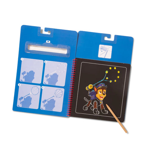 PAW PATROL CARNET SCRATCH ART CHASE (FR-DE-EN-ES)