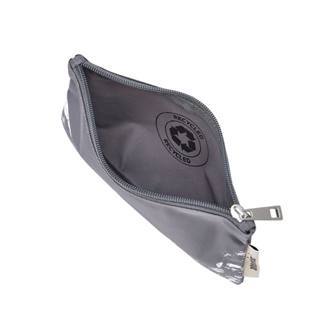 mumix - Vreni 2 Nylon Pouch - Sleek, roomy everyday companion ✨🧳