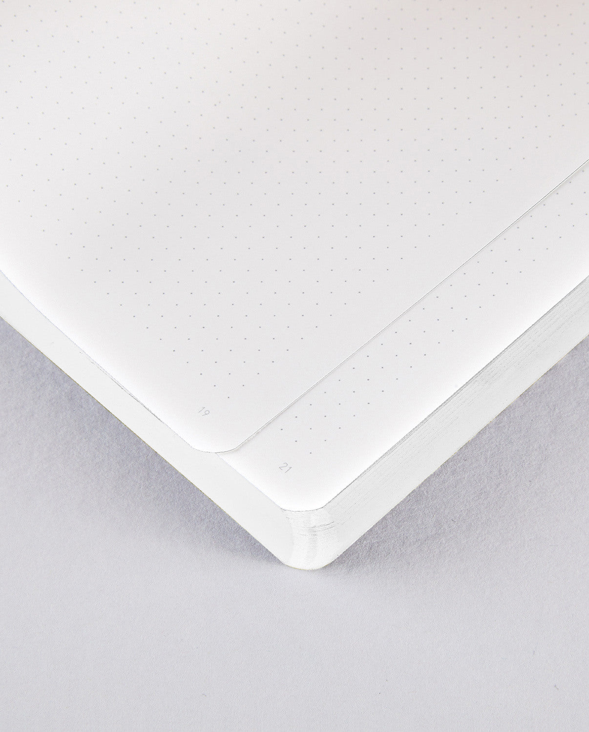 NUUNA Notizbuch Graphic L 55775 FADING MEMOIRES 256 Seiten