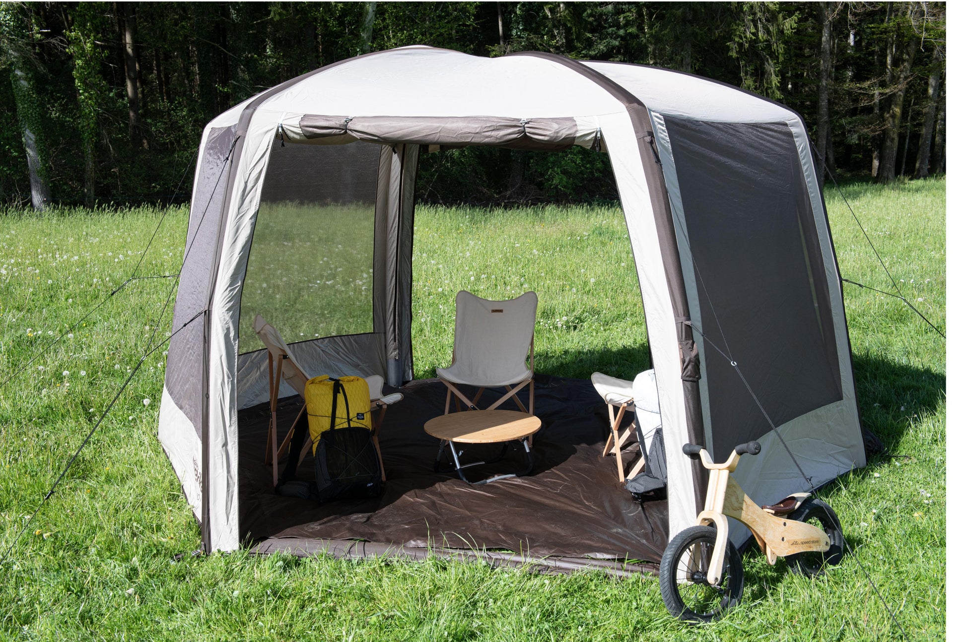 Hexagonal Airpole Tent