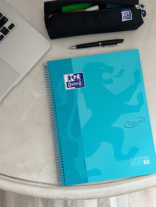 OXFORD Spiralbuch A4+ 400138327 liniert, pastellblau 80 Blatt