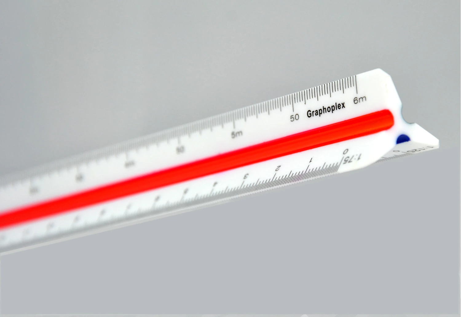 REGLE DE REDUCTION TRIANGULAIRE SUR CARTE 1/20 A 1/125E 30CM