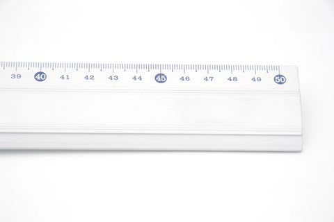 REGLE ALUMINIUM ANTIGLISSE 50CM