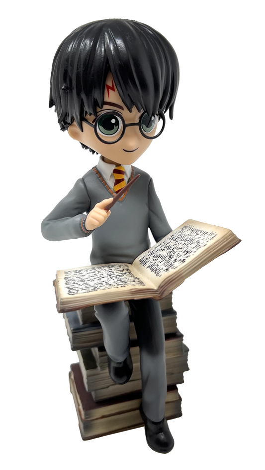 FIG. HARRY POTTER PILE DE GRIMOIRES