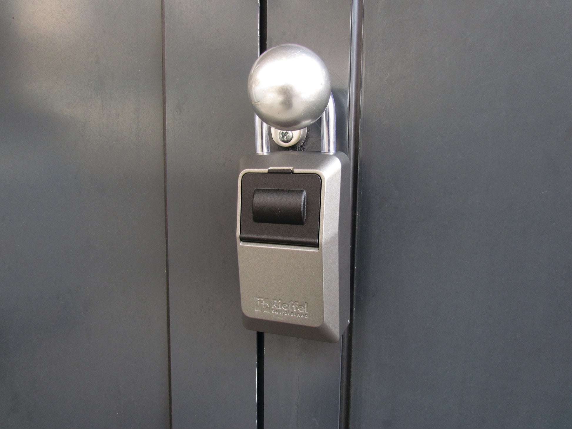 RIEFFEL SWITZERLAND Schlüsseldepot KSB-L B mit Zahlenschloss