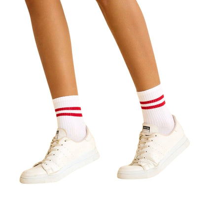 455-7 Socken in Weiss mit roten Streifen