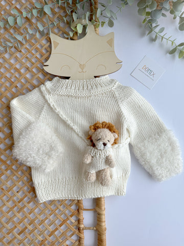 Sweet white with lion