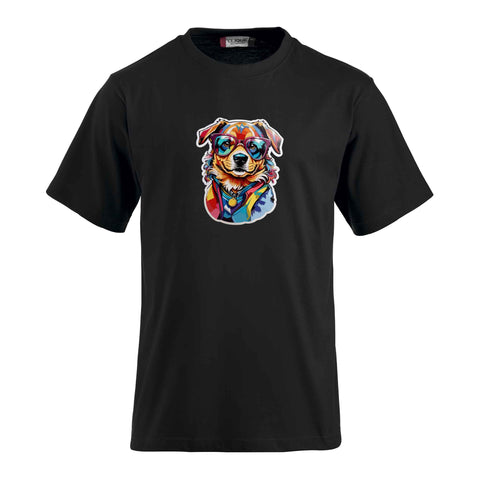T-Shirt inklusive bedrucktem Motiv eines Hundes mit Brille. Ein individueller Wunschtext kann hinzugefügt werden