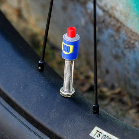 Lubrificante WD-40 | Tappo della valvola Capsterpiece