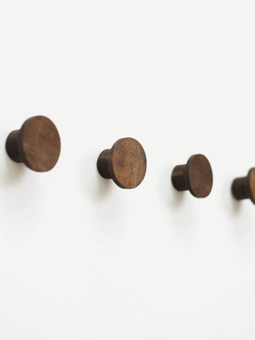 button wall hooks