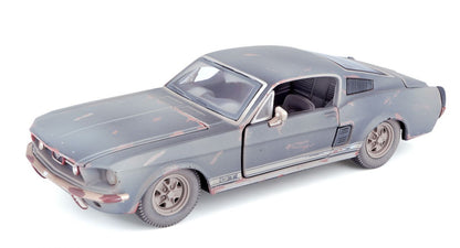 Ford Mustang GT 1967 Old Friends 1/24 grau