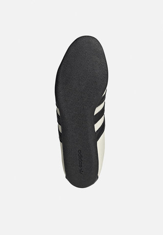 adidas Tokyo Off White Core Black Gold Metallic