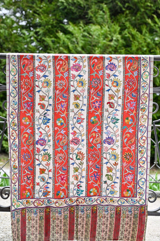 AISHITERU - Eternal Garden Embroidered Cashmere Shawl - Timeless Luxury for You ✨🧣