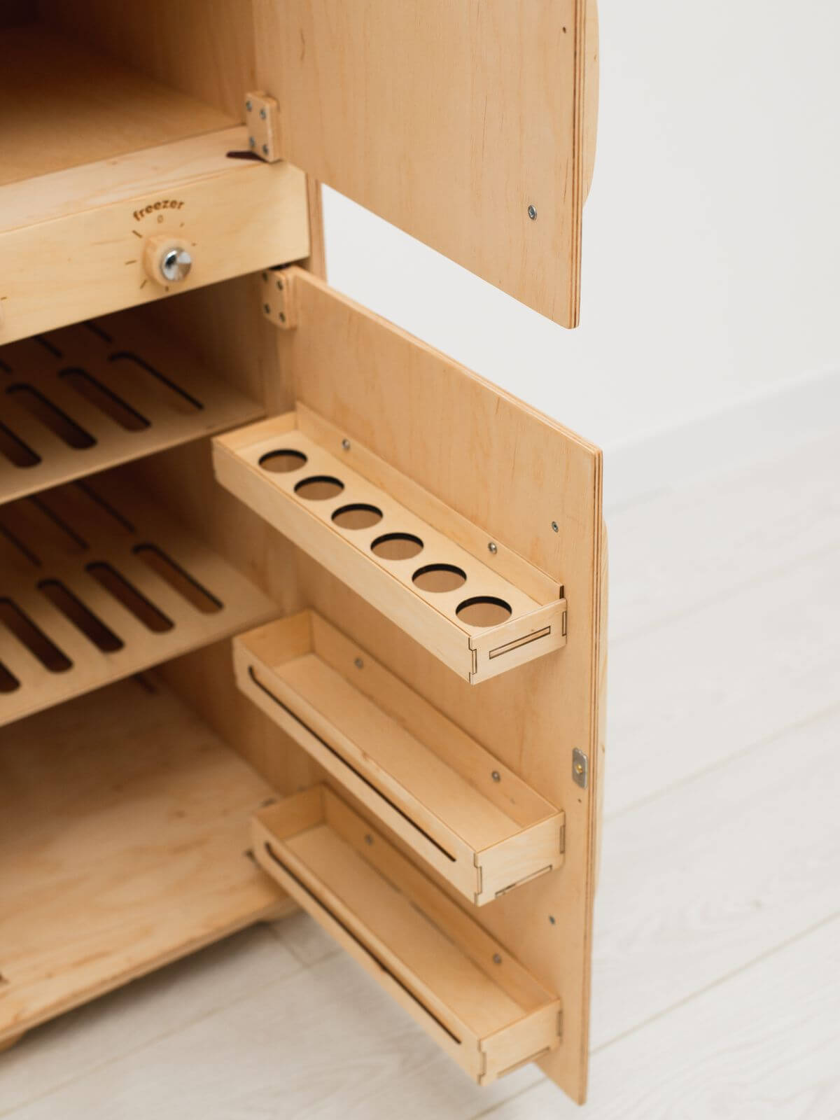 toy fridge for toddlers