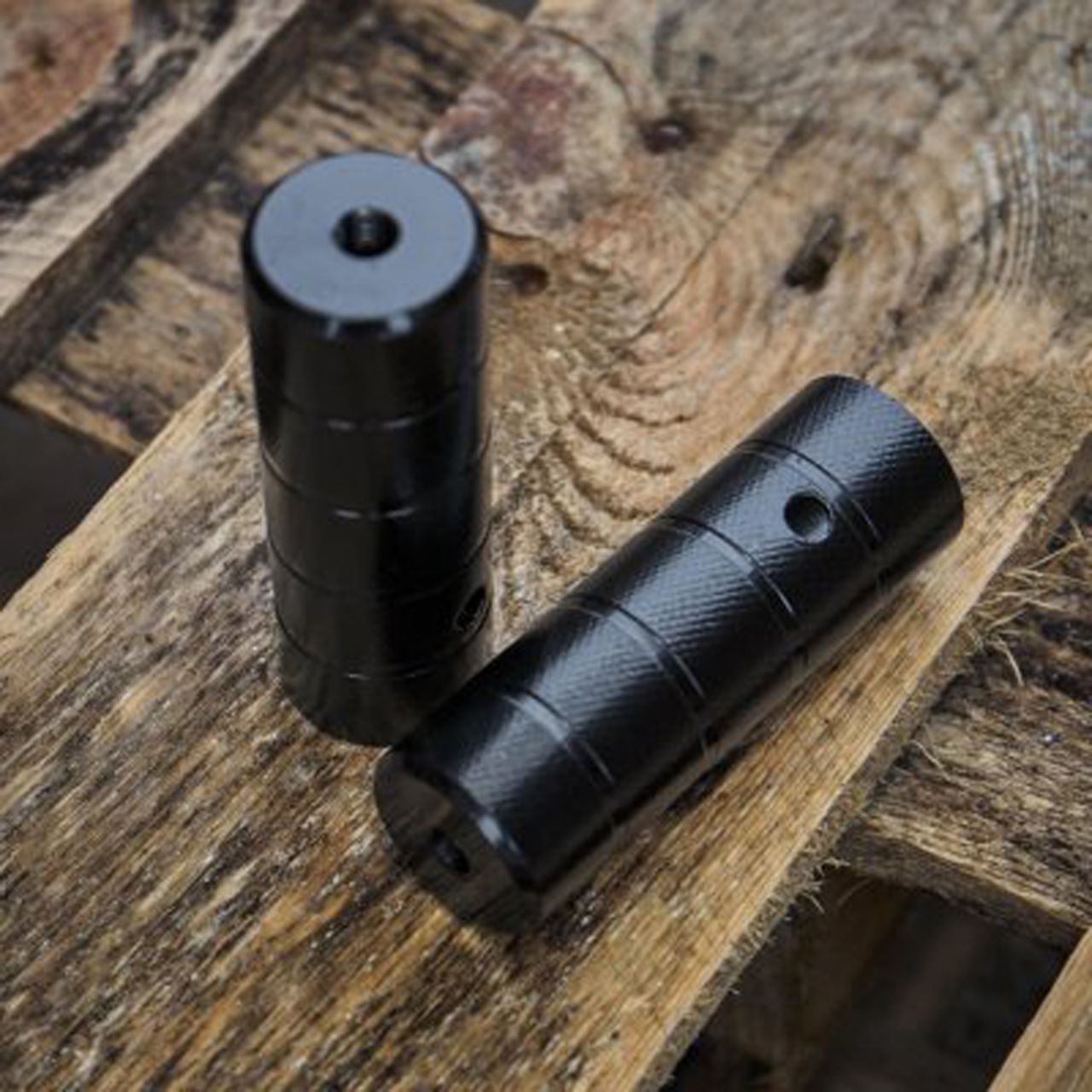 KHE | BMX | Black Steel Pegs 10mm - schwarz - T33